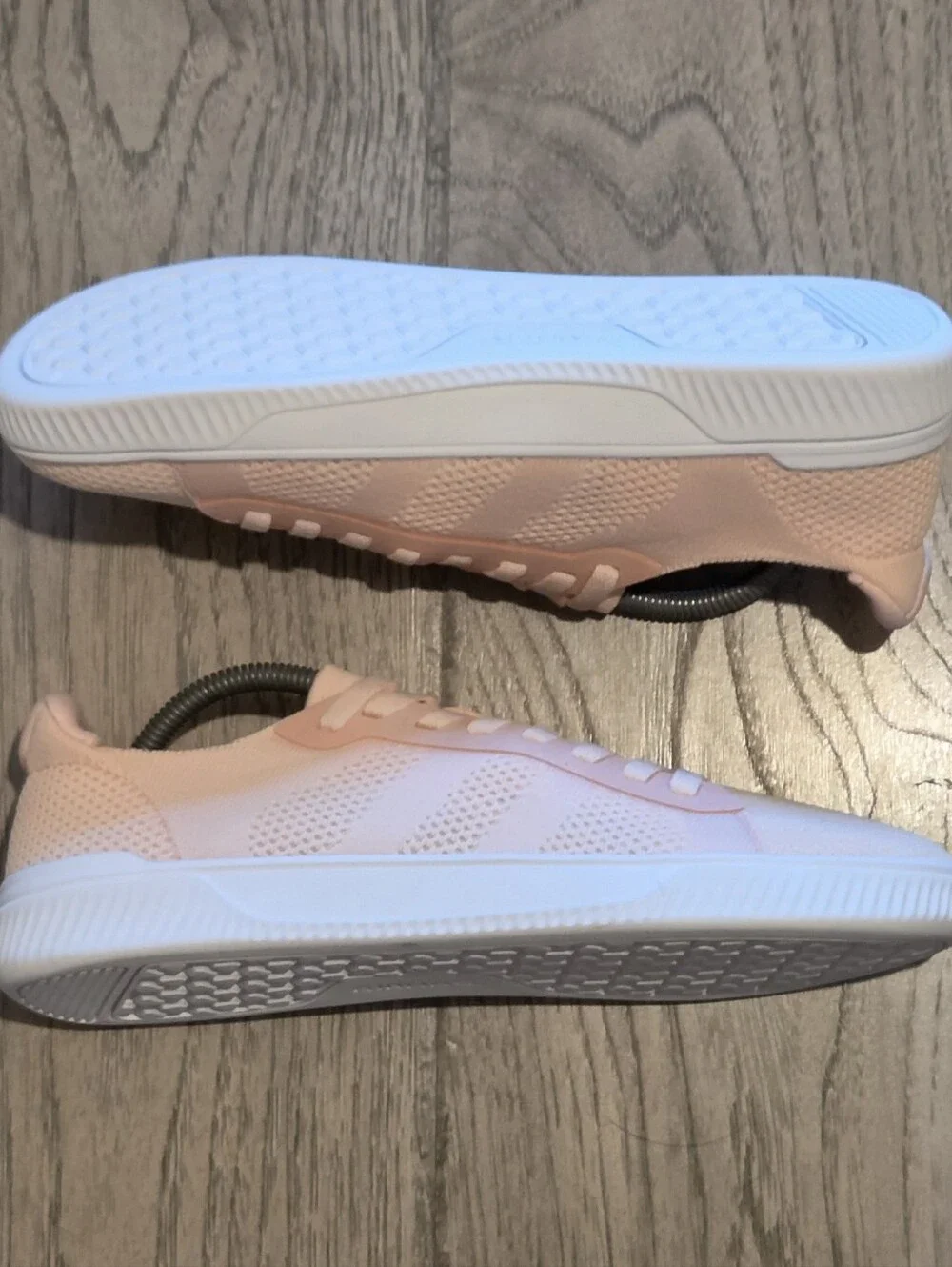 NWOT AIRHAS Wide-Toebox Minimalist Comfort Sneakers - Pink - Size 10.5 WIDE